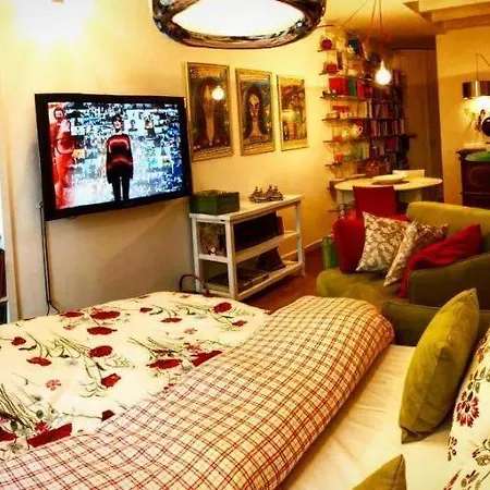 La Casetta Sui Tetti Oda ve Kahvaltı 3*